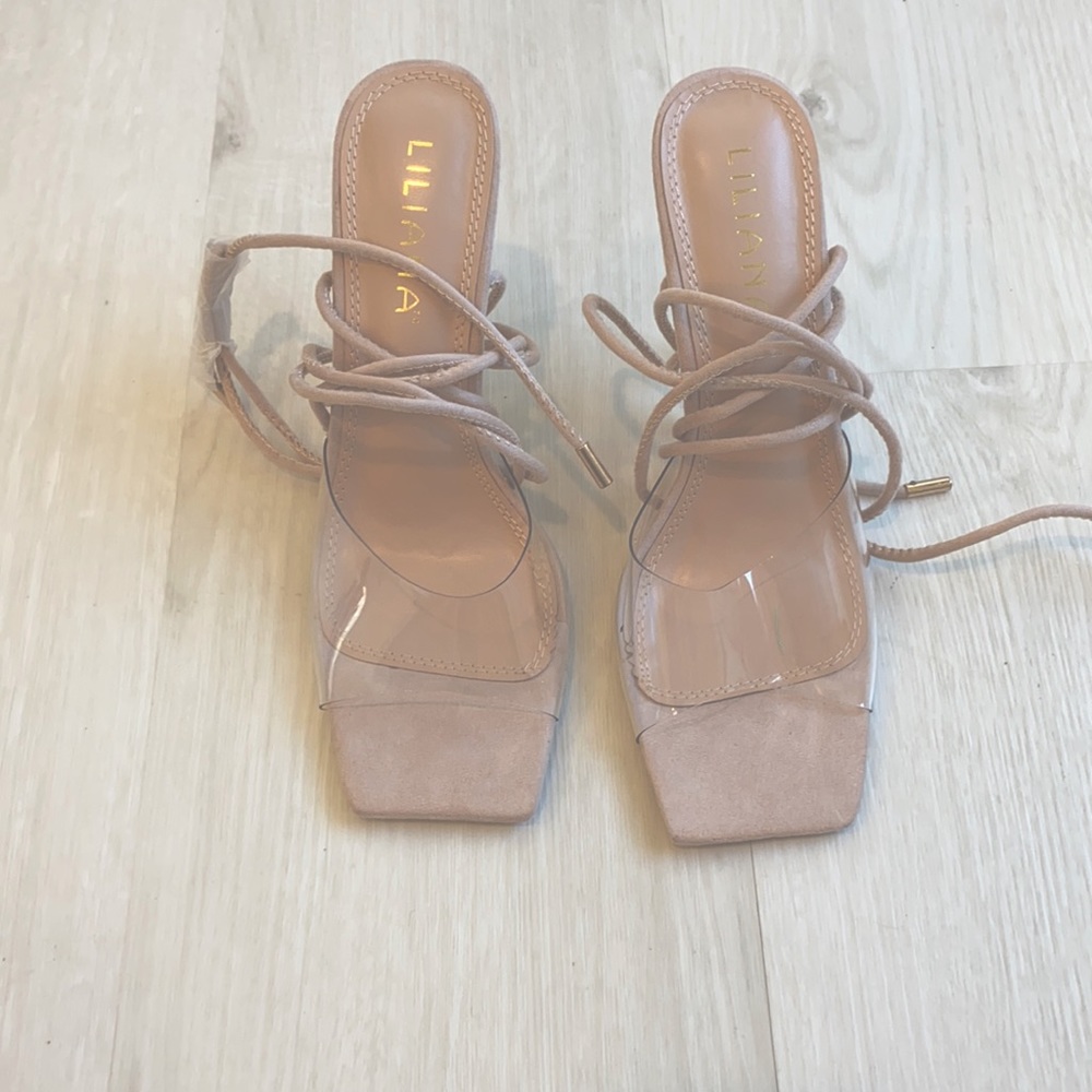 New never worn nude lace up square toe heels